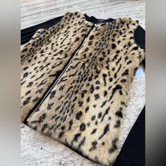 Ann Taylor Faux Fur Leopard Front Full Zip Sweater Jacket Women's size MP - Picture 4 of 11
